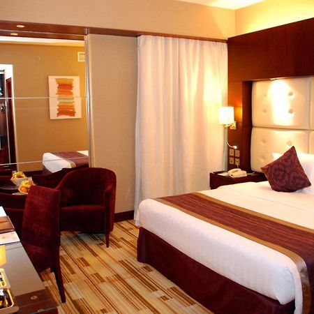 Monaco Hotel Dubai Esterno foto