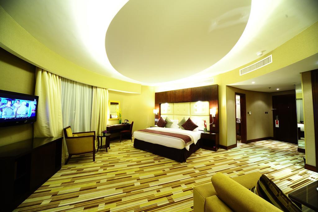 Monaco Hotel Dubai Esterno foto