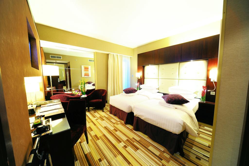 Monaco Hotel Dubai Esterno foto
