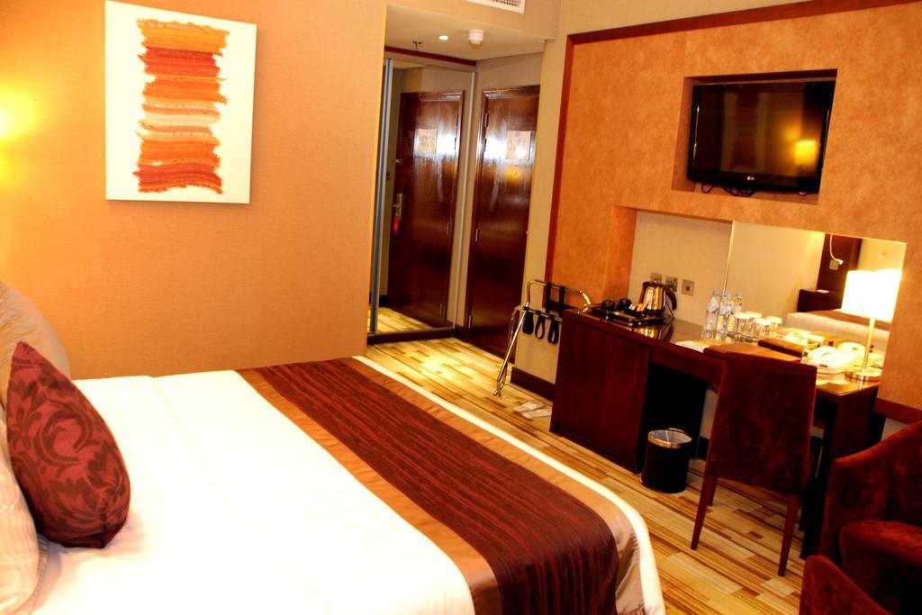 Monaco Hotel Dubai Esterno foto