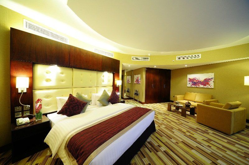 Monaco Hotel Dubai Esterno foto